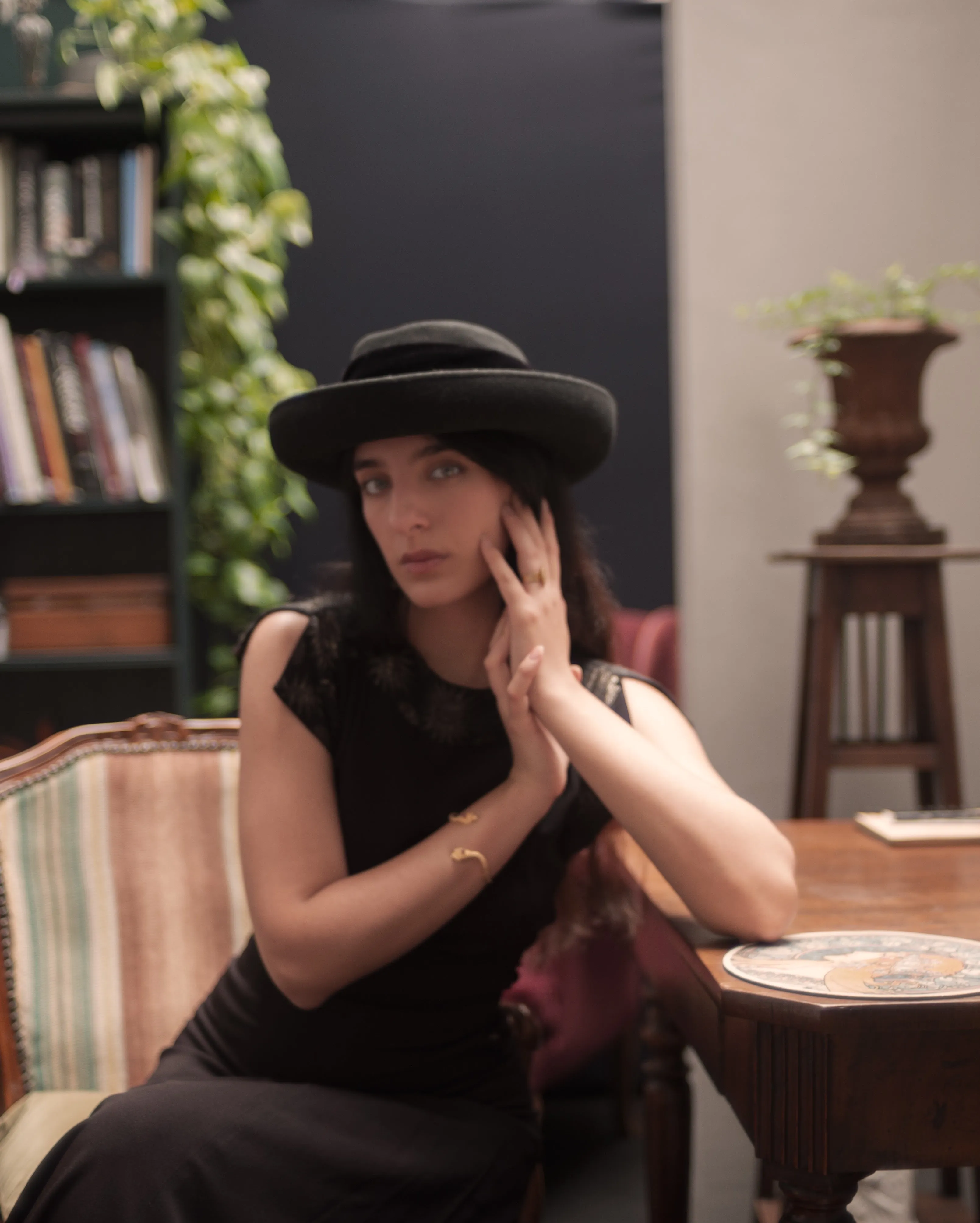 1980s wool Brooks Brothers hat with velvet accent