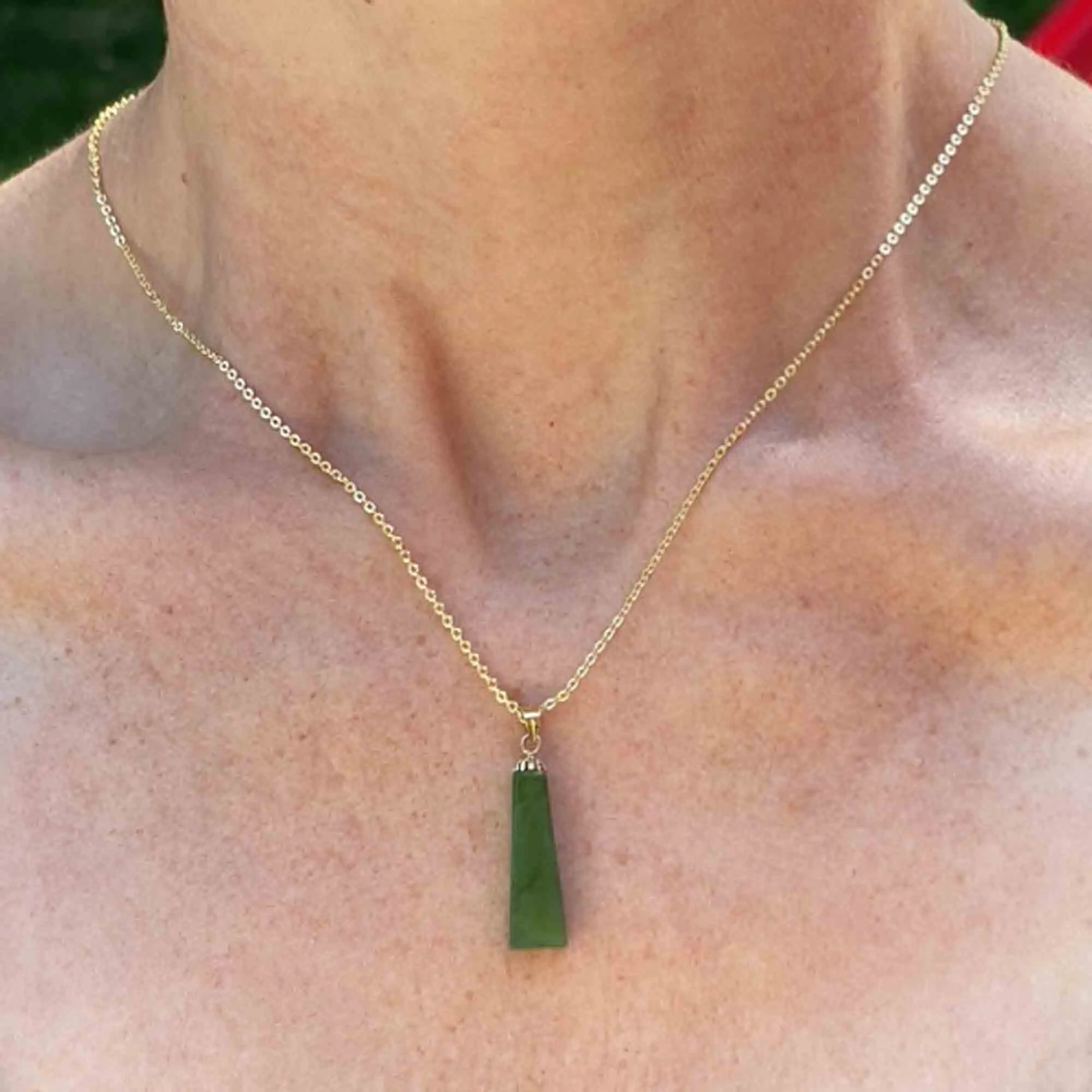 Edwardian Style 14K Gold Jade Pendant Necklace
