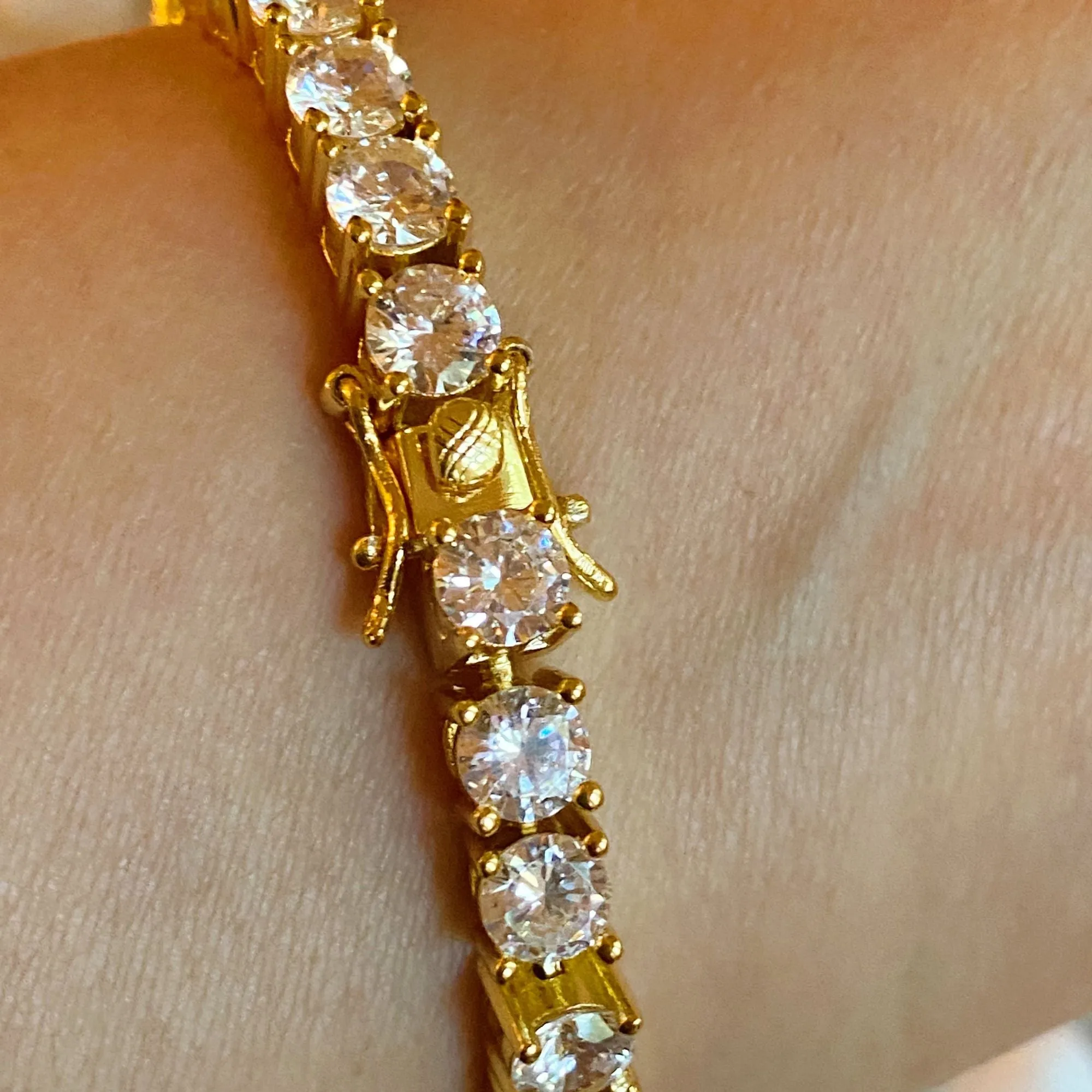 Hand Linked High Class Tennis Bracelet
