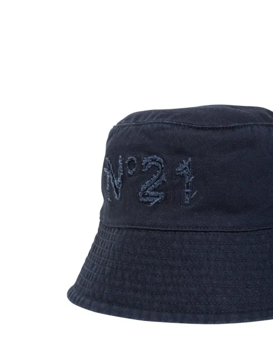 N°21   Cotton bucket hat w/logo 