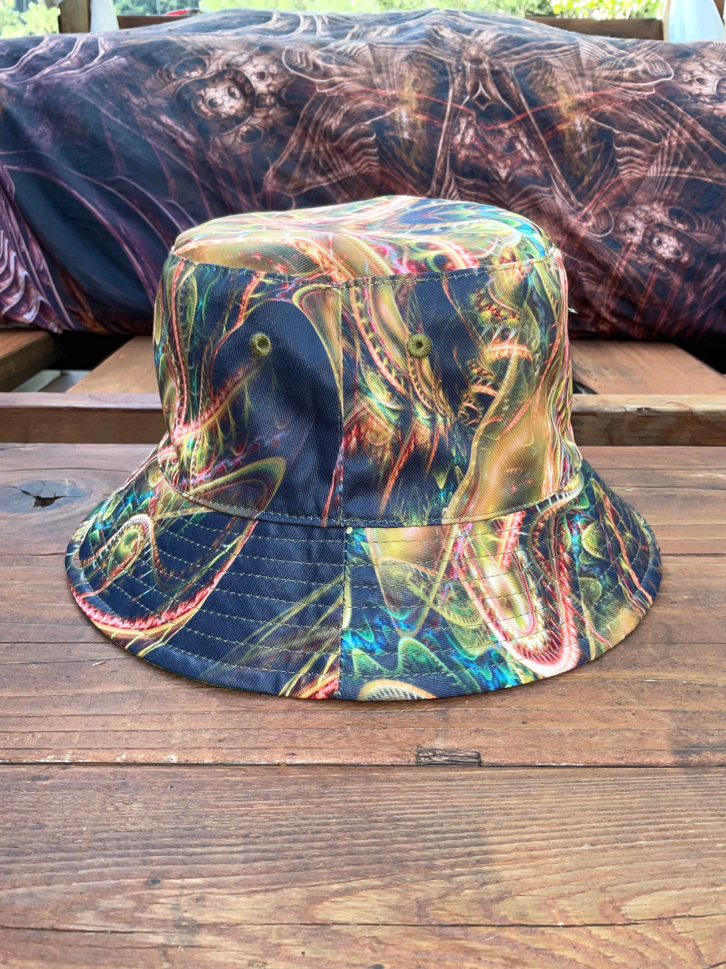 SPECTRAL EVIDENCE/DRAGON'S LAIR REVERSIBLE BUCKET HAT