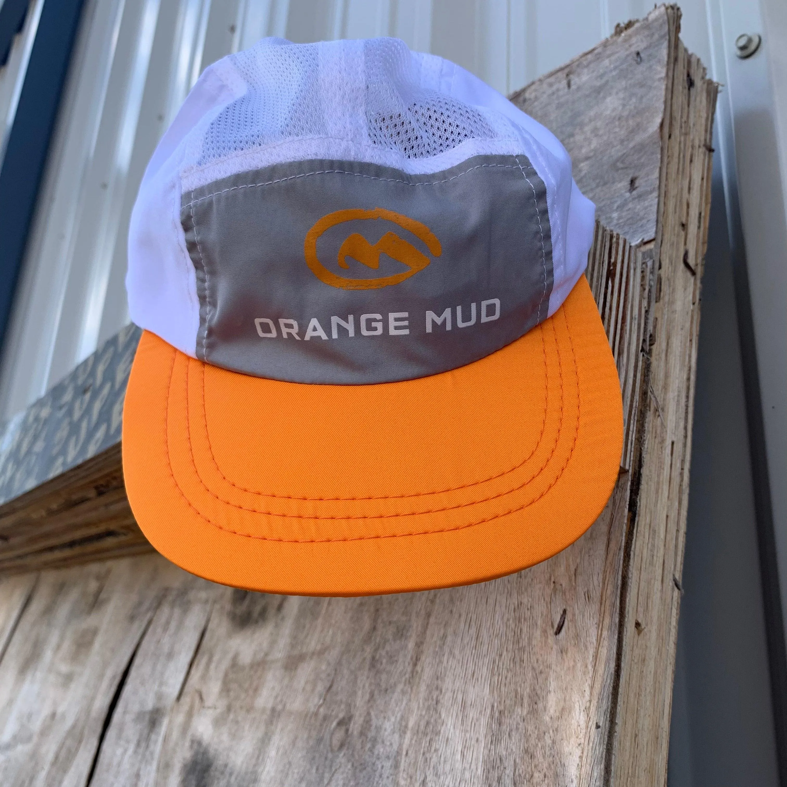 The Squishy 2.0 - A Running Hat