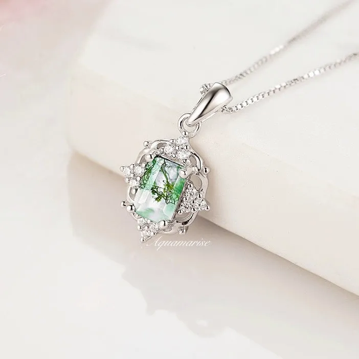 Vintage Green Moss Agate Necklace- 925 Sterling Silver